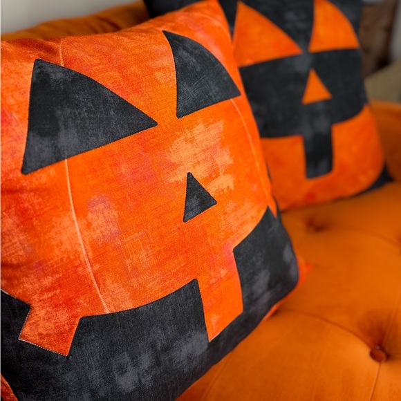 Handmade Pumpkin 🎃 Pillows! - Picture 2 of 5